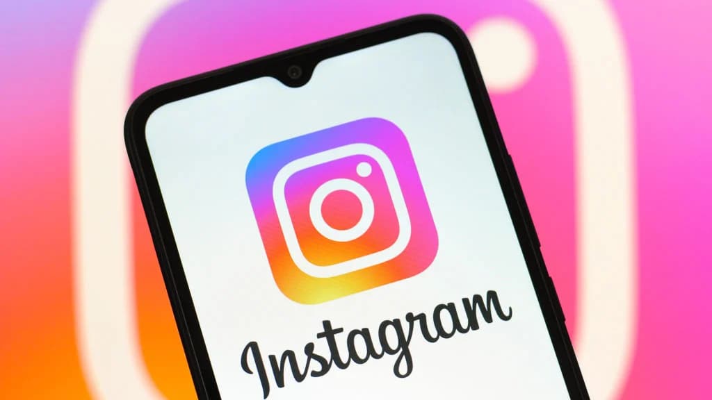 Meta Ngừng Mã Hóa Đầu Cuối Cho Tin Nhắn Instagram: Động Thái Gây Tranh Cãi
