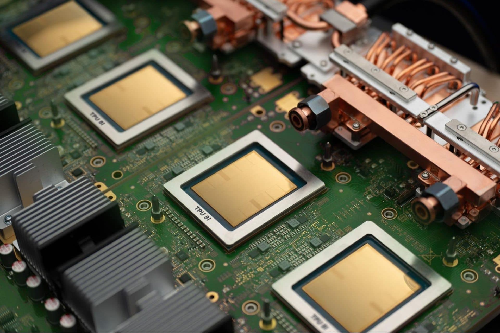 Google đối đầu NVIDIA trong cuộc đua chip AI: Cơ hội 252 tỷ USD từ bước đi chiến lược với Broadcom