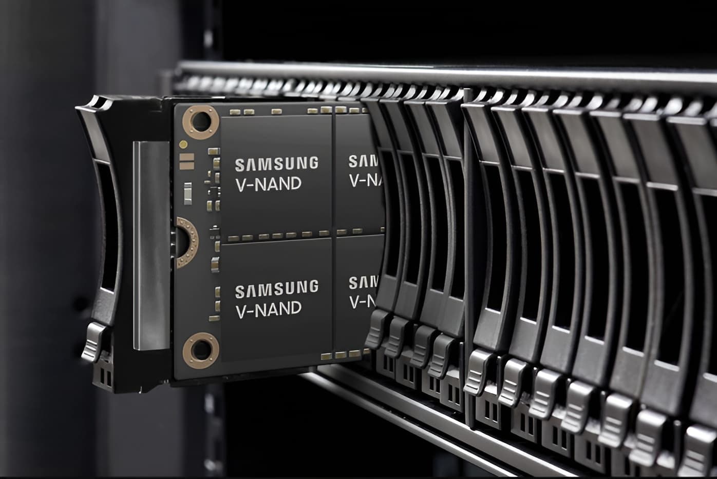 Samsung đột phá với NAND 1000 lớp: Tương lai của SSD dung lượng siêu lớn