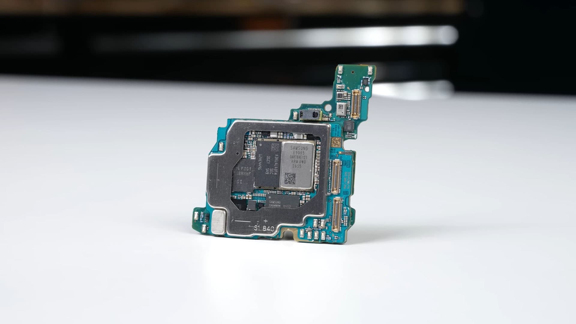 Samsung Định Hình Tương Lai SoC Với Công Nghệ Đóng Gói Mới Trên Exynos 2600