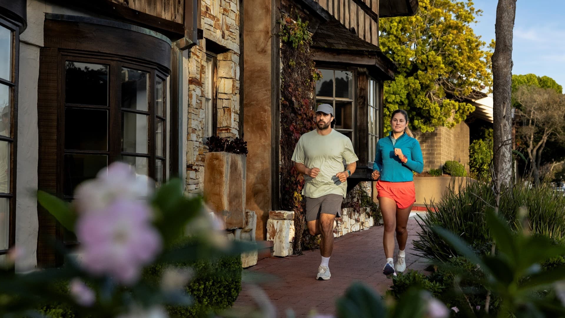 Garmin Forerunner 70 và 170: Đồng hành lý tưởng cho người mới bắt đầu chạy bộ