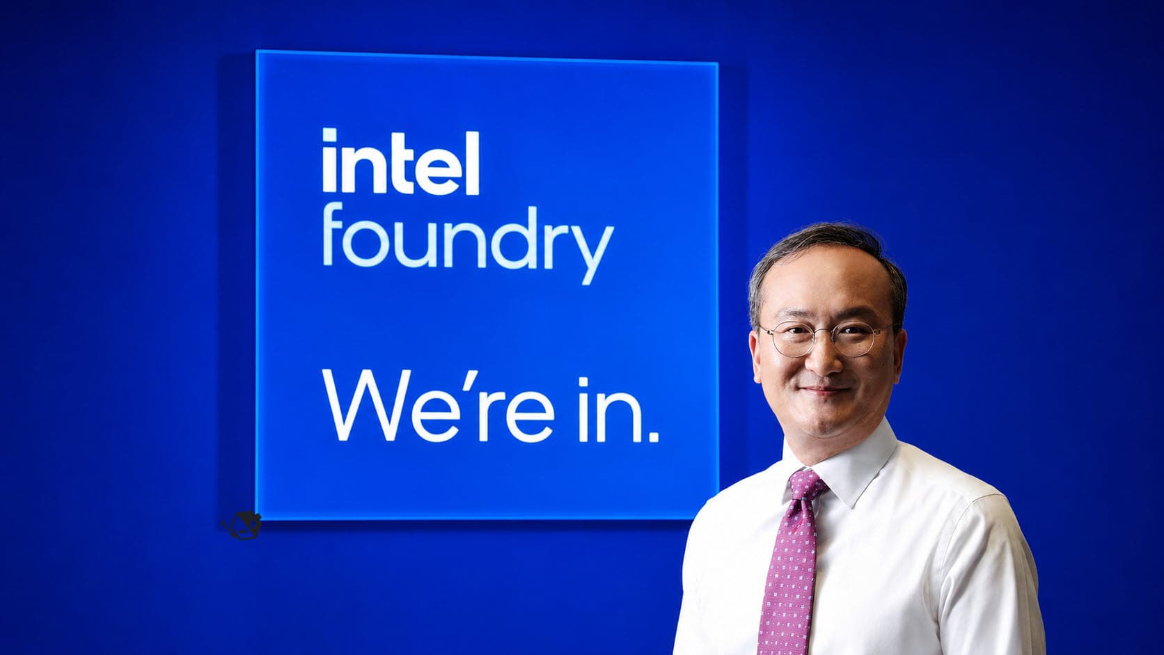 Intel Đẩy Mạnh Cuộc Đua Với TSMC và Samsung: Công Nghệ 1.4A2 và Thách Thức Nguồn Điện